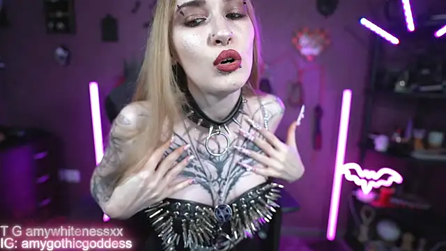 amywhitenessxx's Webcam Show
