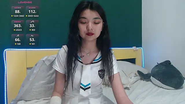 Shy_Kira: онлайн-секс-чат