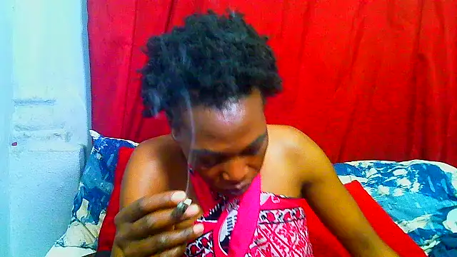 Chat +18 de freaky_naughty ao vivo