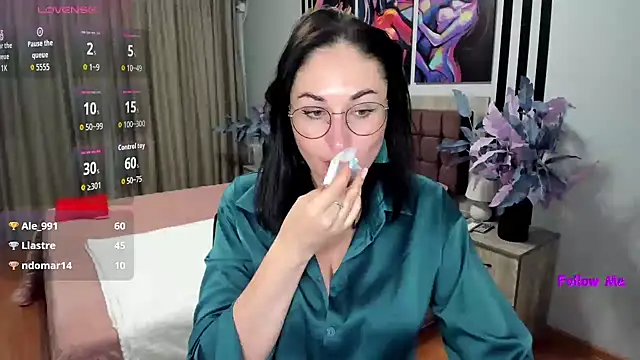 StefanaClever Show in webcam