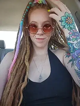 LucidLucy's Webcam Show