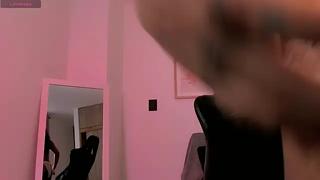 aleja_montiel__のウェブカメラショー