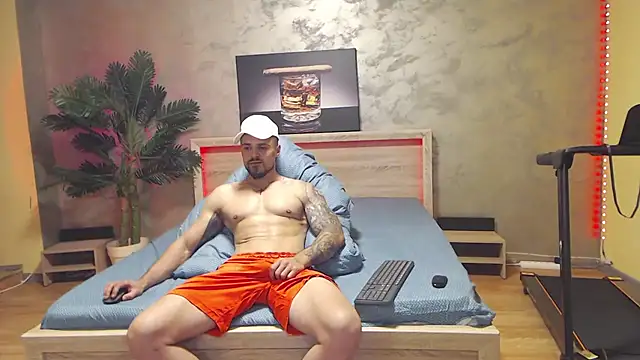 Tiberius_hunk Live XXX-Chat