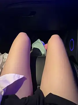 littleqiu Chat XXX in diretta