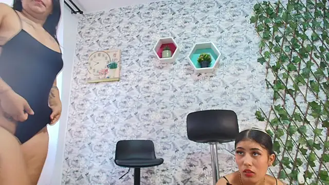 Show Webcam de Baby3hot