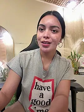 TS-SimplyTheBest Pertunjukan Webcam