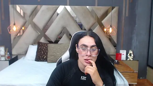 Chat +18 de MartinaaFit ao vivo