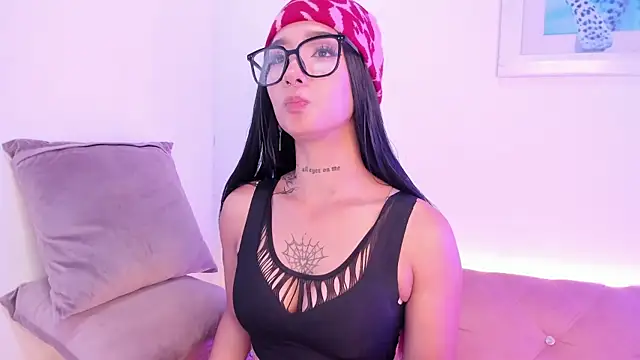 Živý XXX chat SophieMoneet