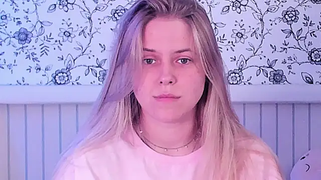 AngelAnty webcam show