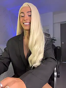 miss_tatiana_'s Webcam Show