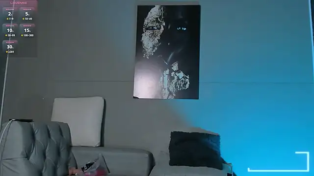 AliceFit_212 élő XXX-chatje