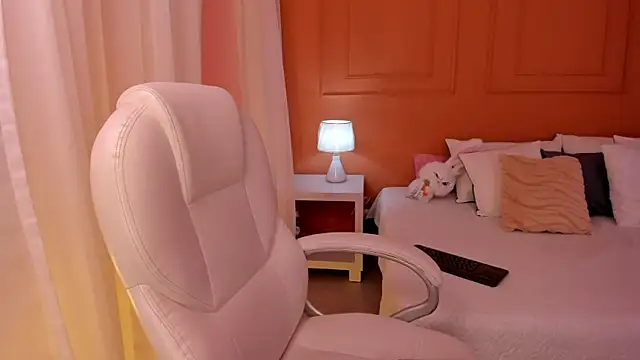 Abriil_cutee: απευθείας συνομιλία ΧΧΧ