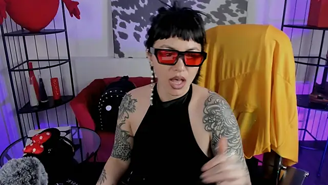 NeoGeisha élő XXX-chatje