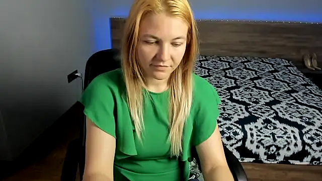 AnniShery élő XXX-chatje