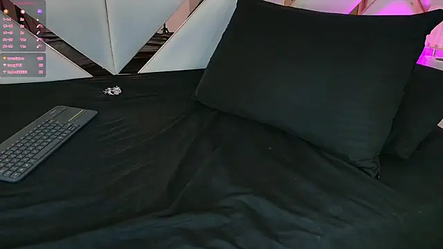 Noa_butterfly_'s Live XXX Chat