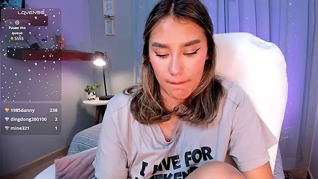 XXX chat uživo modela _Sophie__miller