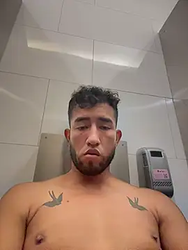liam_bronw 即時 XXX 聊天