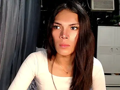 GORGEOUS_CARMEEn Webbikameraesitys