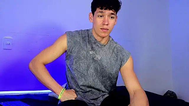 Chat XXX ao vivo de Luke_Muscle