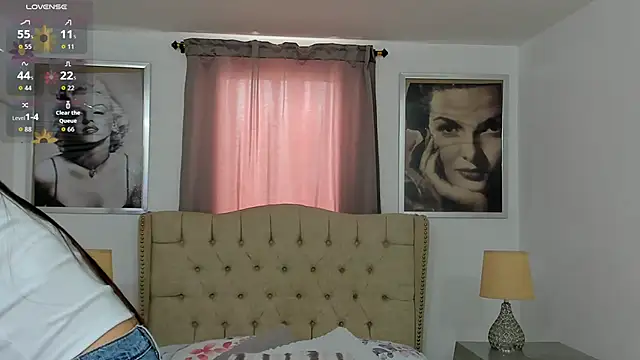 Chat XXX ao vivo de Beautyari_