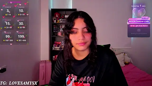 Lovelyamyy's Live XXX Chat