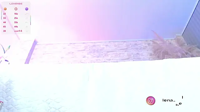 Lena_helleen élő XXX-chatje