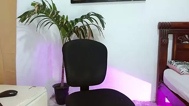 Yeiko_Park2 Chat XXX live