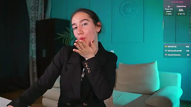 Онлайн чат XXX Belle_Via