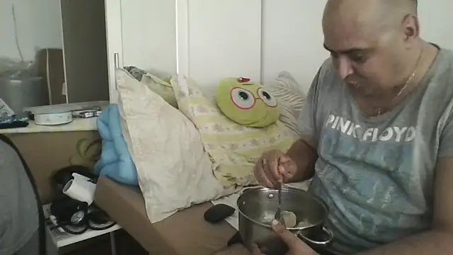 XXX chat uživo modela vitalik66679