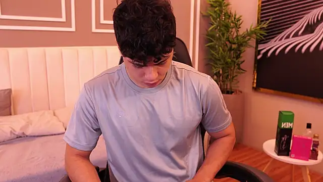 Chat XXX ao vivo de Ethan_occonor