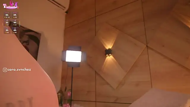 caro_sanchezz 在線直播表演