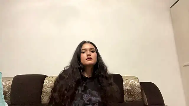 Show modela LisetteParajon na web-kameri