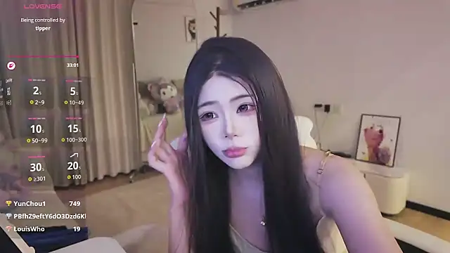 Jolie-22 Chat XXX live
