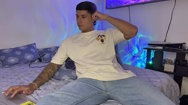 Вебкам-шоу SexxxySquirterStev777