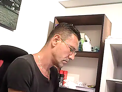 mastercharisma35 现场XXX聊天