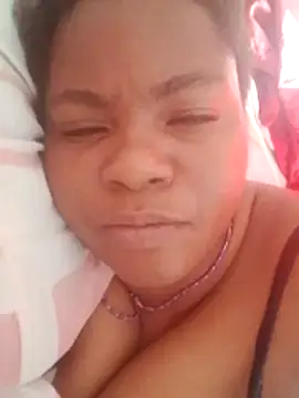 bigtitssxx's Live XXX Chat