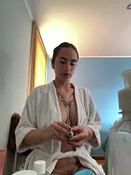 Show modela _Lia_Moon_ na web-kameri