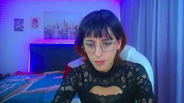 goth_minerva live XXX chat