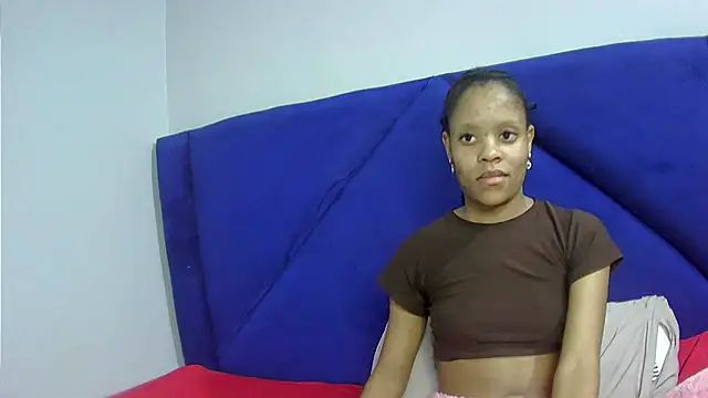 Chat +18 de TheSexyBibi ao vivo