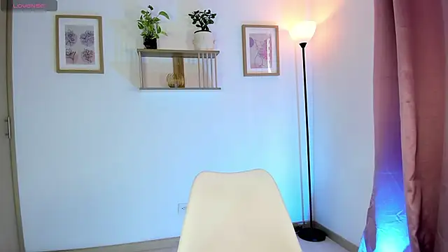Lilabril 现场XXX聊天