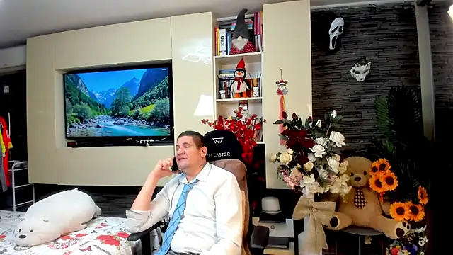 SpartacusDaddy48's Webcam Show
