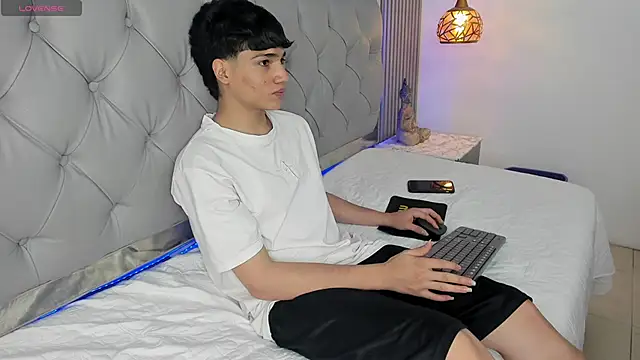 SamBlack_ 라이브 XXX 채팅