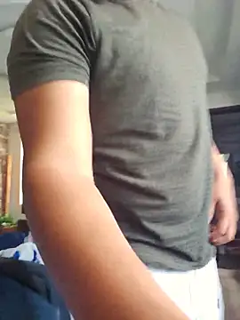 babyshark2027 Webcam show