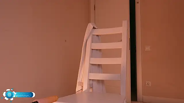 Miablueye Adlı Modelin Web Kamerası Şovu
