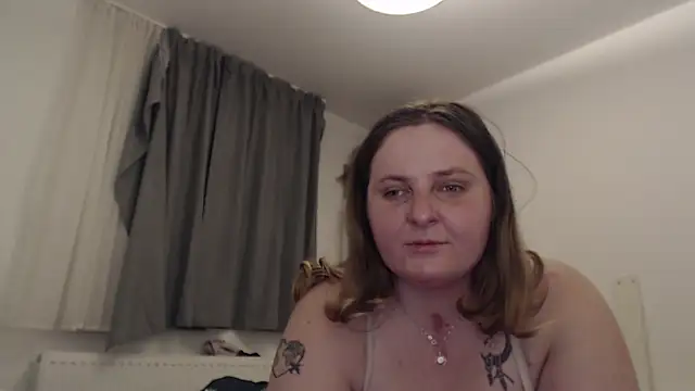 Pokazy przed kamerką – JessicaBake
