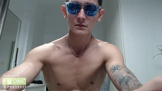 Rustynf1tz_ Show Webcam