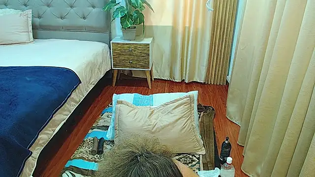 sasi_luna's Live XXX Chat