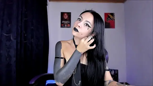 emilydolll666のライブXXXチャット