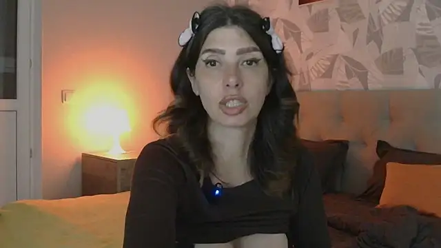 WhiteQueen888's Live XXX Chat