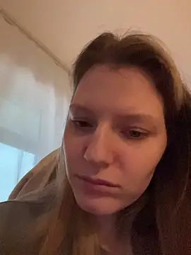 MaryHiggins live XXX chat